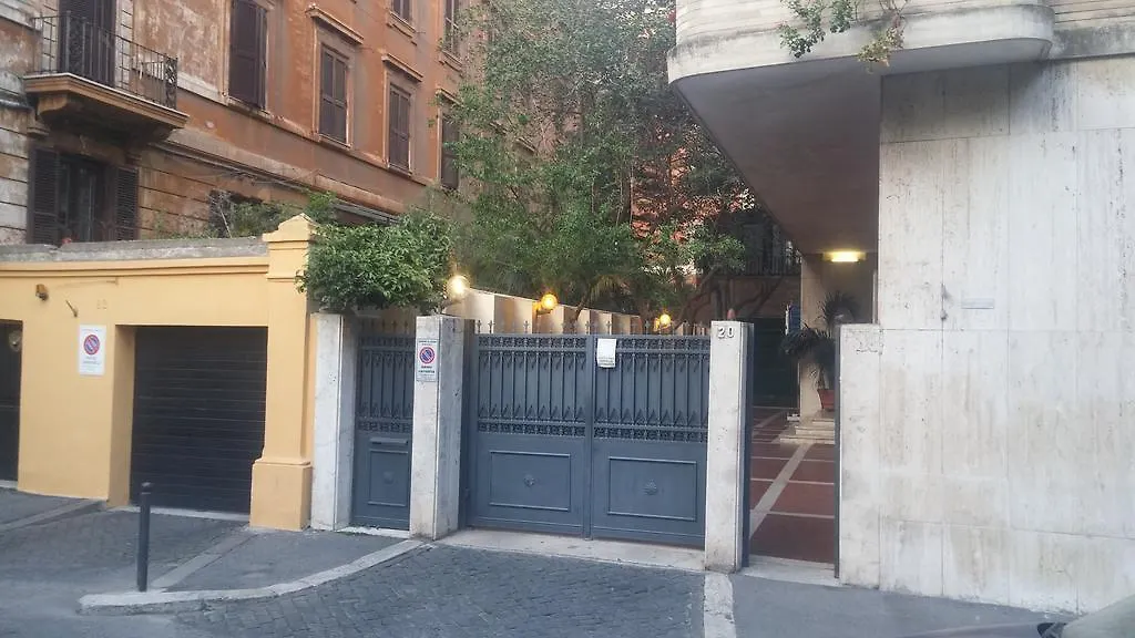 Charming Apartment Piazza del Popolo Roma