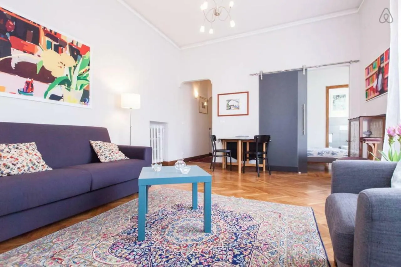 Charming Apartment Piazza del Popolo Roma Italia