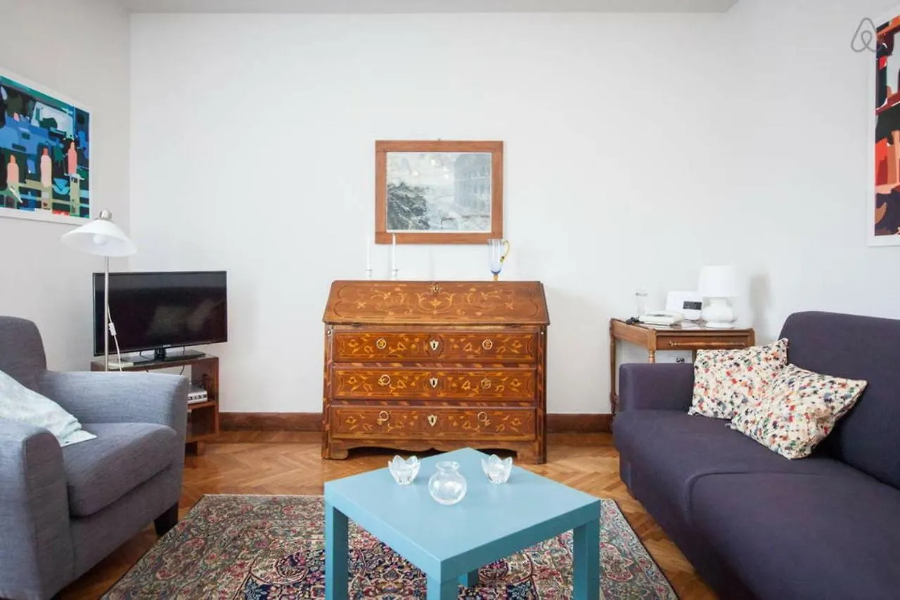 Charming Apartment Piazza del Popolo Roma 0*,  Italia